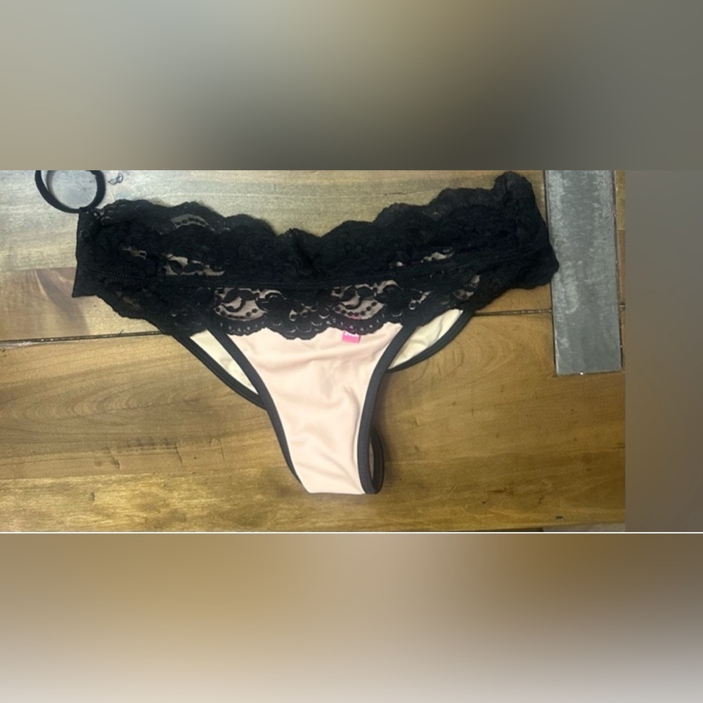 Chic Lace Trim Bikini Bottom - Black and Pink